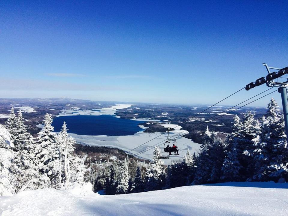 Destination Owl'S Head - Mtn Haus Hotel Mansonville ภายนอก รูปภาพ