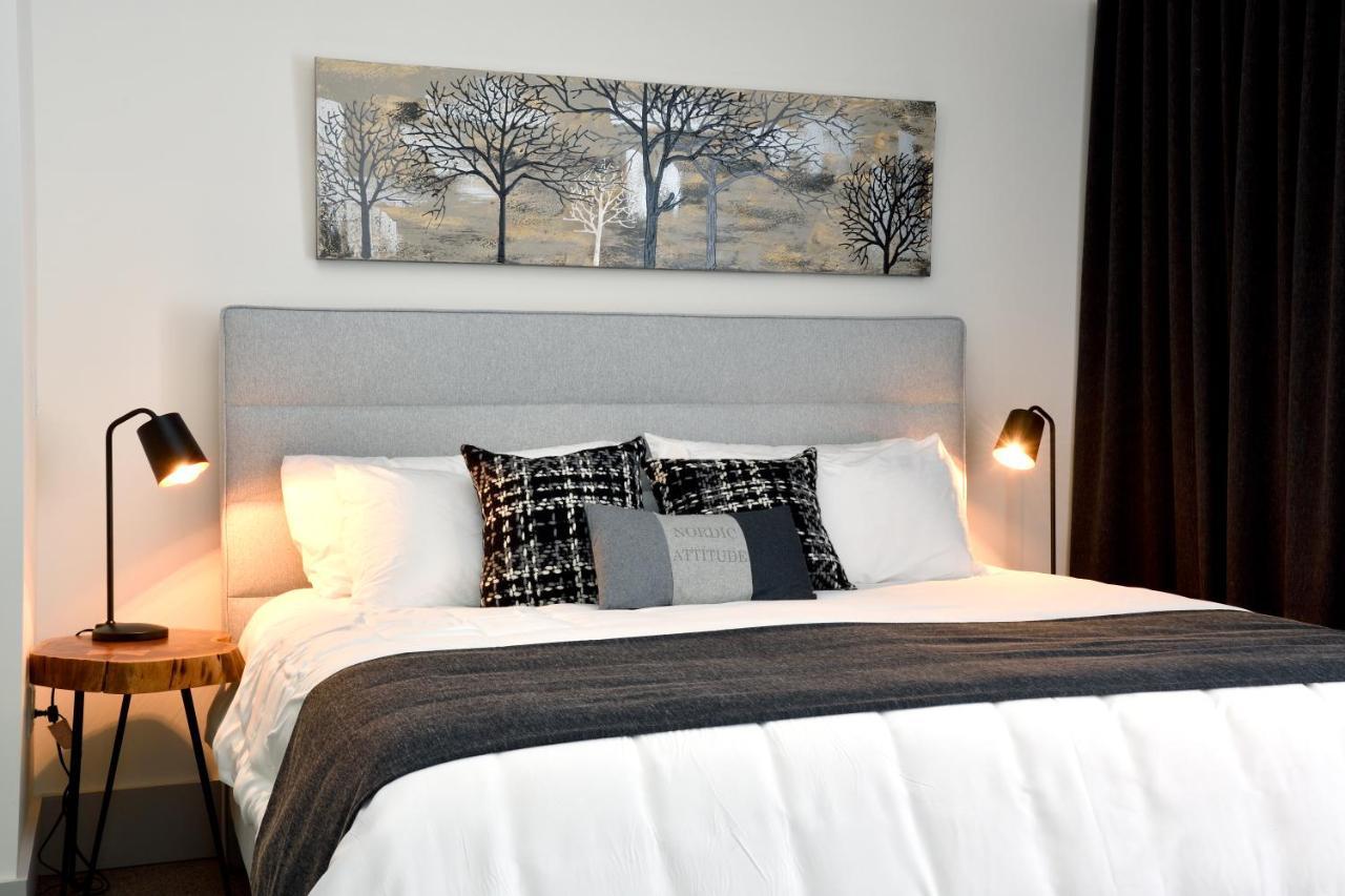 Destination Owl'S Head - Mtn Haus Hotel Mansonville ภายนอก รูปภาพ